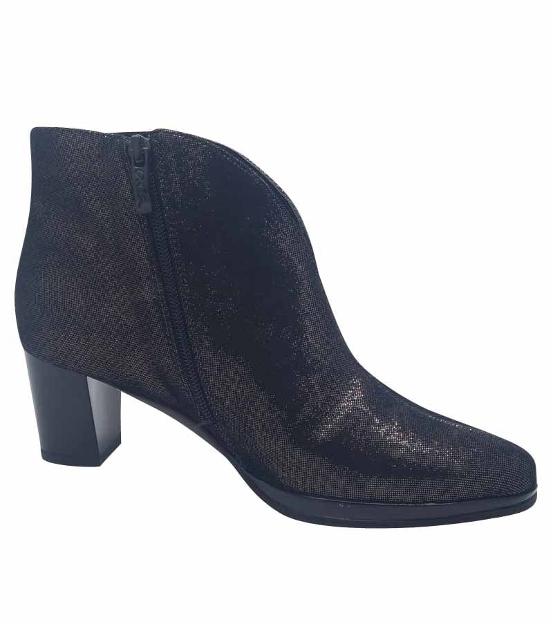 Womens 12 store wide boots