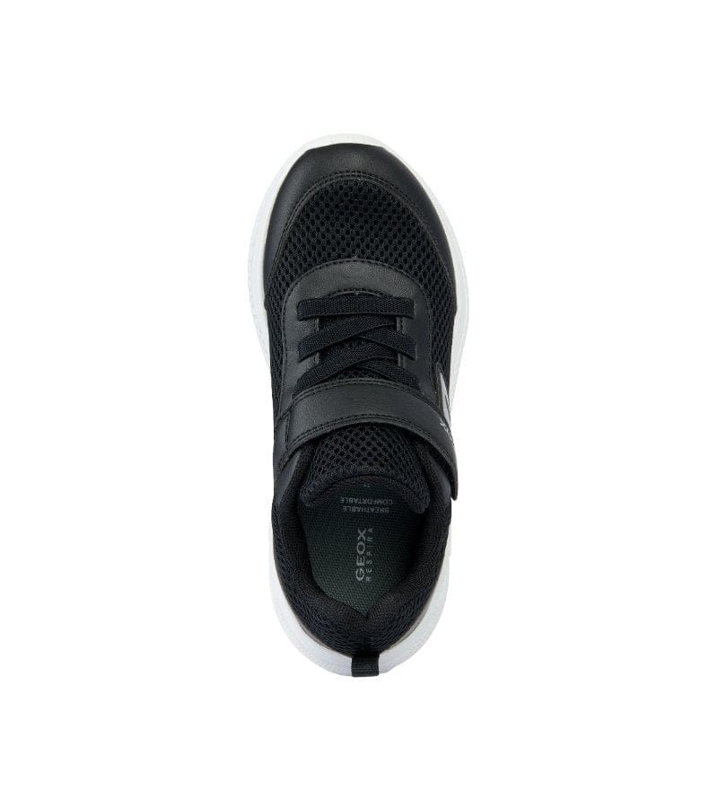 Kids on sale black runners